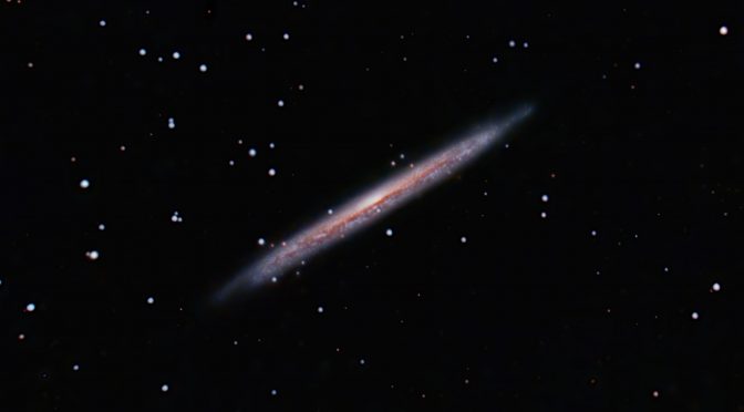 Galaxia espiral (Astilla) – NGC5907